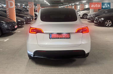 Внедорожник / Кроссовер Tesla Model Y 2023 в 