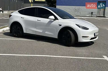 Позашляховик / Кросовер Tesla Model Y 2023 в 