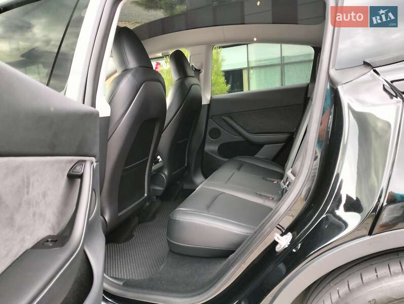 Позашляховик / Кросовер Tesla Model Y 2022 в Хмельницькому фото 35 Позашляховик / Кросовер Tesla Model Y 2022 в Хмельницькому