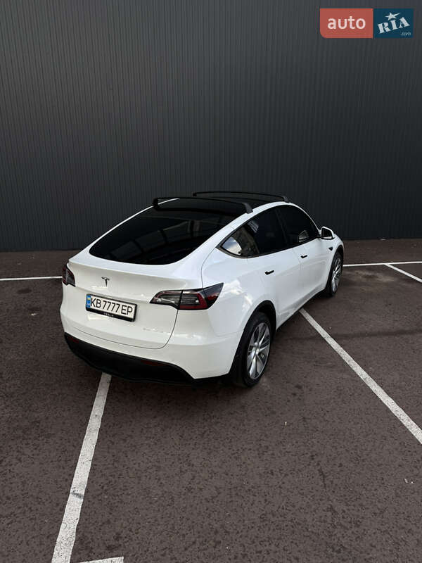 Позашляховик / Кросовер Tesla Model Y 2020 в Києві