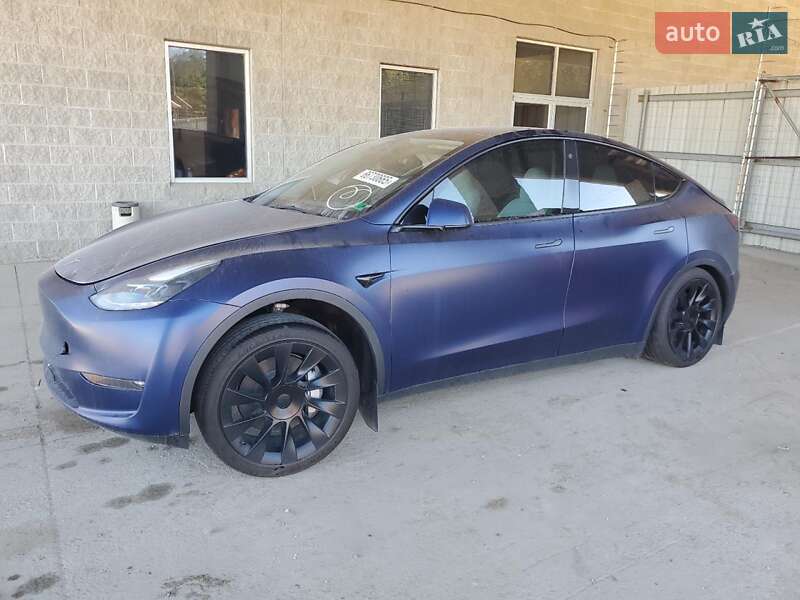 Tesla Model Y 2023