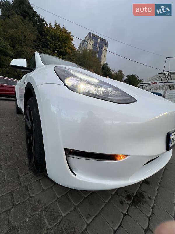 Позашляховик / Кросовер Tesla Model Y 2023 в Львові