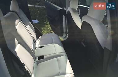 Позашляховик / Кросовер Tesla Model Y 2022 в 