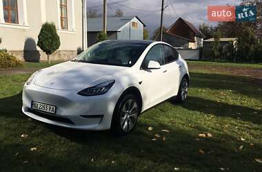 Позашляховик / Кросовер Tesla Model Y 2022 в 