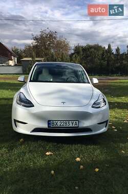 Позашляховик / Кросовер Tesla Model Y 2022 в 