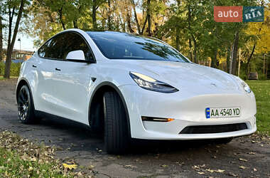 Позашляховик / Кросовер Tesla Model Y 2021 в Києві
