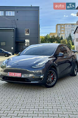Tesla Model Y 2020