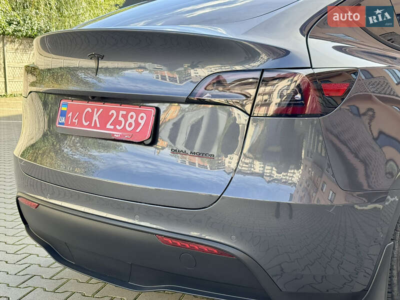 Позашляховик / Кросовер Tesla Model Y 2020 в Ужгороді