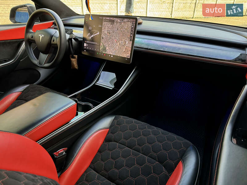 Позашляховик / Кросовер Tesla Model Y 2020 в Ужгороді