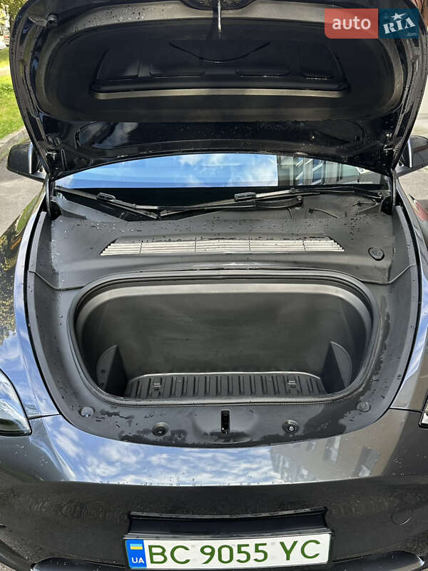 Внедорожник / Кроссовер Tesla Model Y 2024 в Львове фото 15 Внедорожник / Кроссовер Tesla Model Y 2024 в Львове