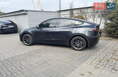 Внедорожник / Кроссовер Tesla Model Y 2024 в 