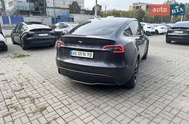 Внедорожник / Кроссовер Tesla Model Y 2024 в 