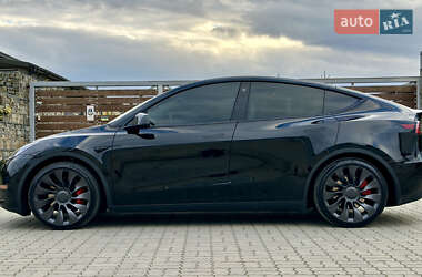 Позашляховик / Кросовер Tesla Model Y 2023 в 