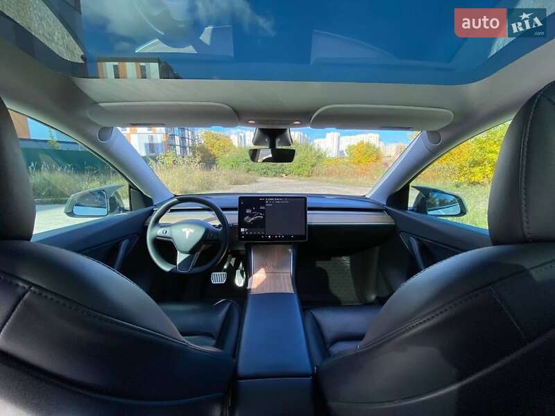 Позашляховик / Кросовер Tesla Model Y 2021 в Києві фото 6 Позашляховик / Кросовер Tesla Model Y 2021 в Києві