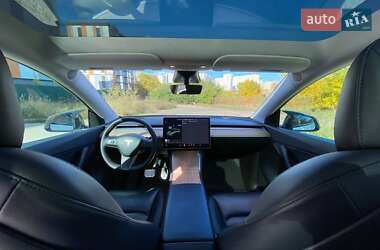 Внедорожник / Кроссовер Tesla Model Y 2021 в 