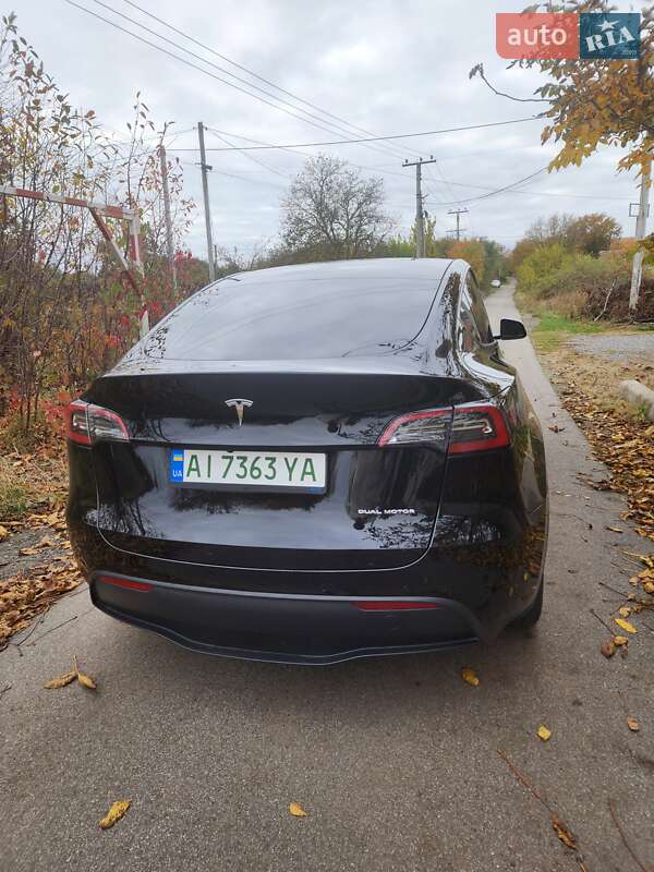 Позашляховик / Кросовер Tesla Model Y 2022 в Києві