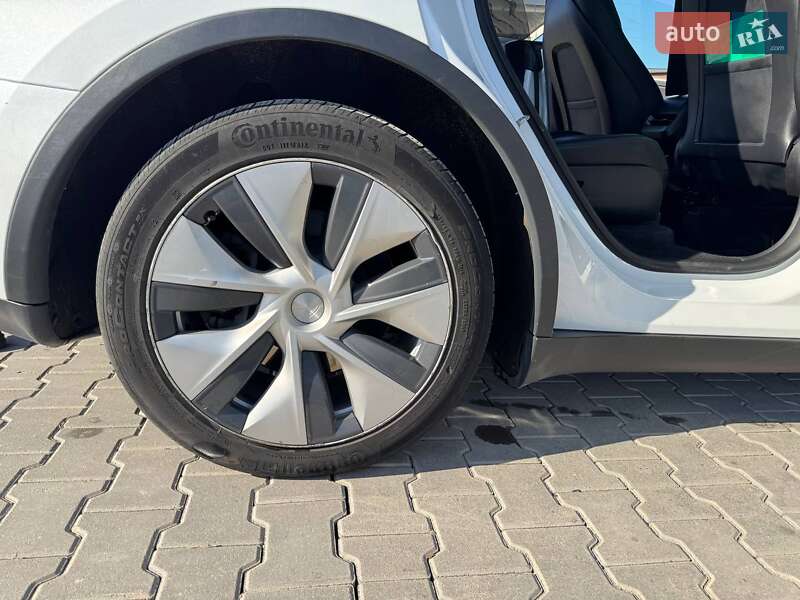 Внедорожник / Кроссовер Tesla Model Y 2022 в Львове фото 25 Внедорожник / Кроссовер Tesla Model Y 2022 в Львове