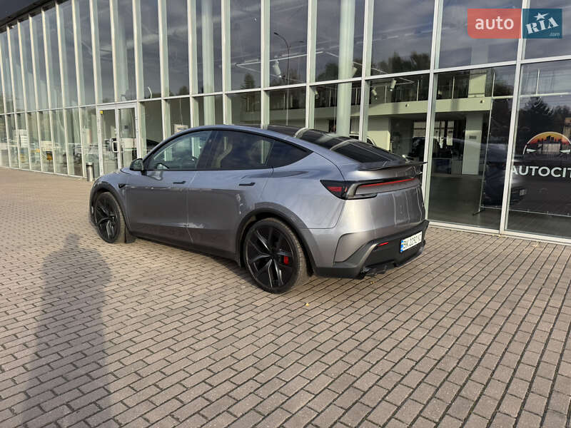 Внедорожник / Кроссовер Tesla Model Y 2025 в Ровно фото 4 Внедорожник / Кроссовер Tesla Model Y 2025 в Ровно