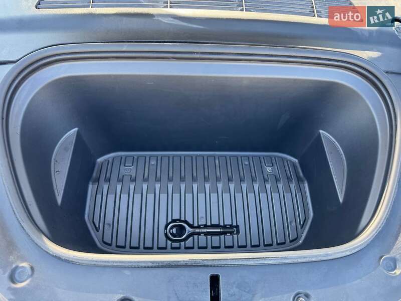 Внедорожник / Кроссовер Tesla Model Y 2022 в Львове фото 38 Внедорожник / Кроссовер Tesla Model Y 2022 в Львове