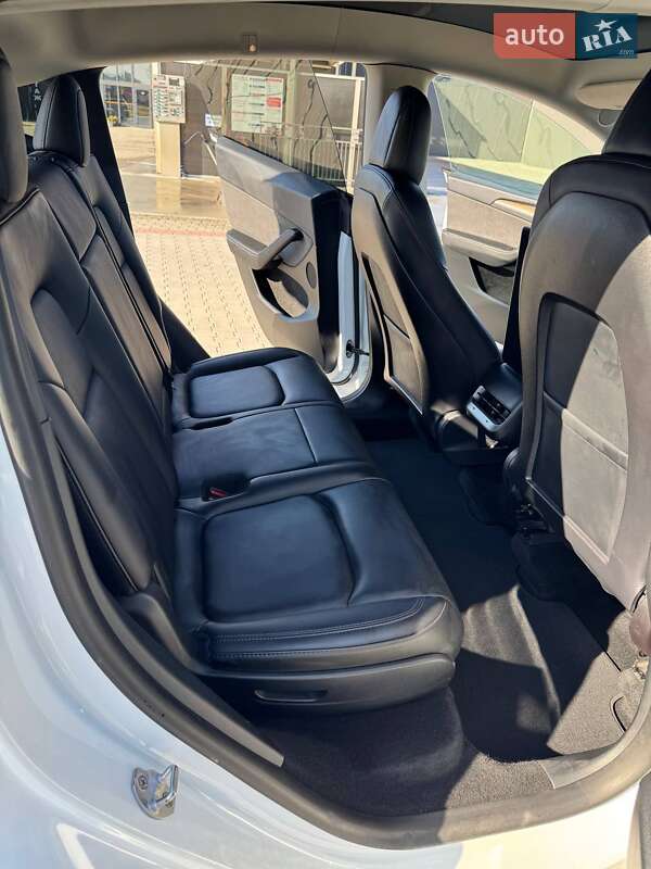 Внедорожник / Кроссовер Tesla Model Y 2022 в Львове фото 55 Внедорожник / Кроссовер Tesla Model Y 2022 в Львове