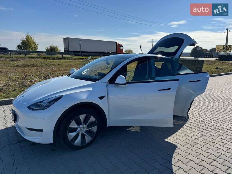 Внедорожник / Кроссовер Tesla Model Y 2022 в Львове фото 5 Внедорожник / Кроссовер Tesla Model Y 2022 в Львове