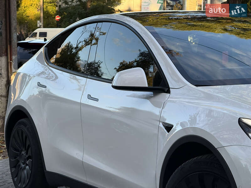 Внедорожник / Кроссовер Tesla Model Y 2021 в Николаеве