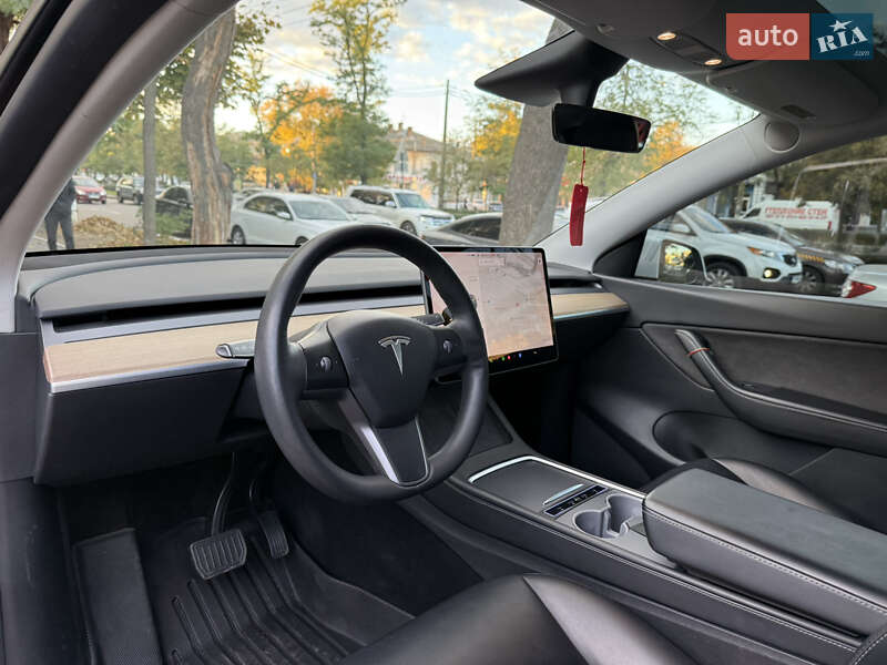 Внедорожник / Кроссовер Tesla Model Y 2021 в Николаеве