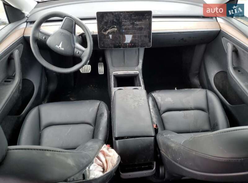 Внедорожник / Кроссовер Tesla Model Y 2023 в Львове фото 14 Внедорожник / Кроссовер Tesla Model Y 2023 в Львове