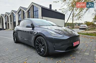 Позашляховик / Кросовер Tesla Model Y 2023 в 