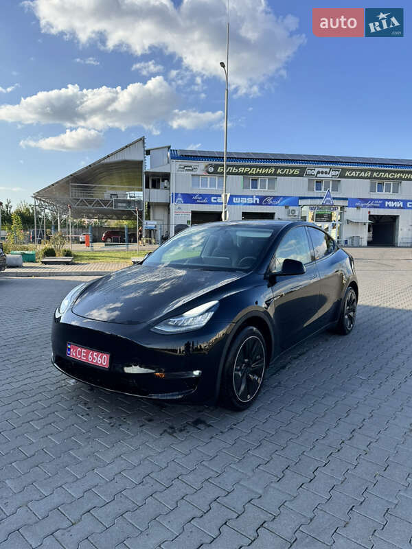 Позашляховик / Кросовер Tesla Model Y 2023 в Хмельницькому