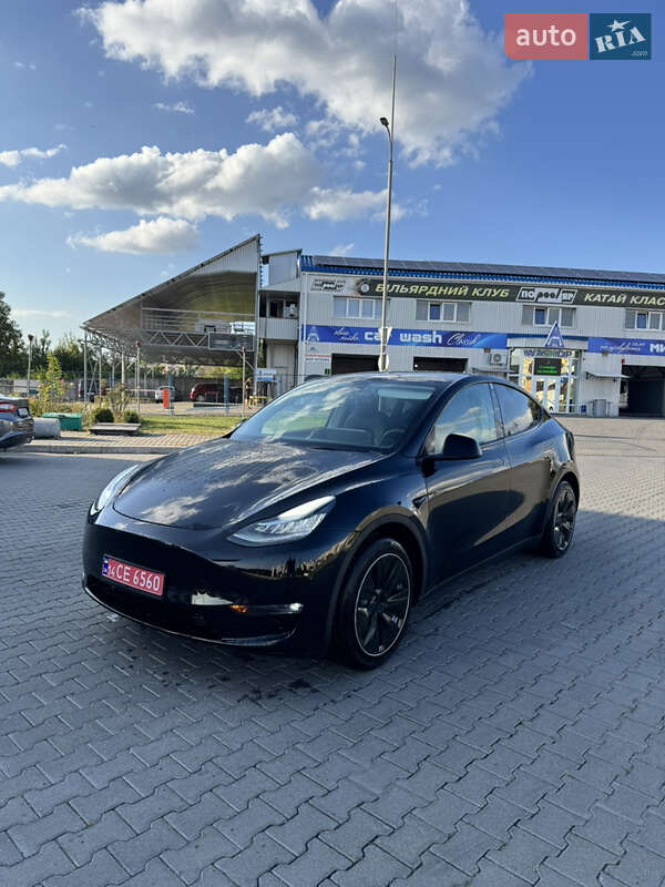 Позашляховик / Кросовер Tesla Model Y 2023 в Хмельницькому