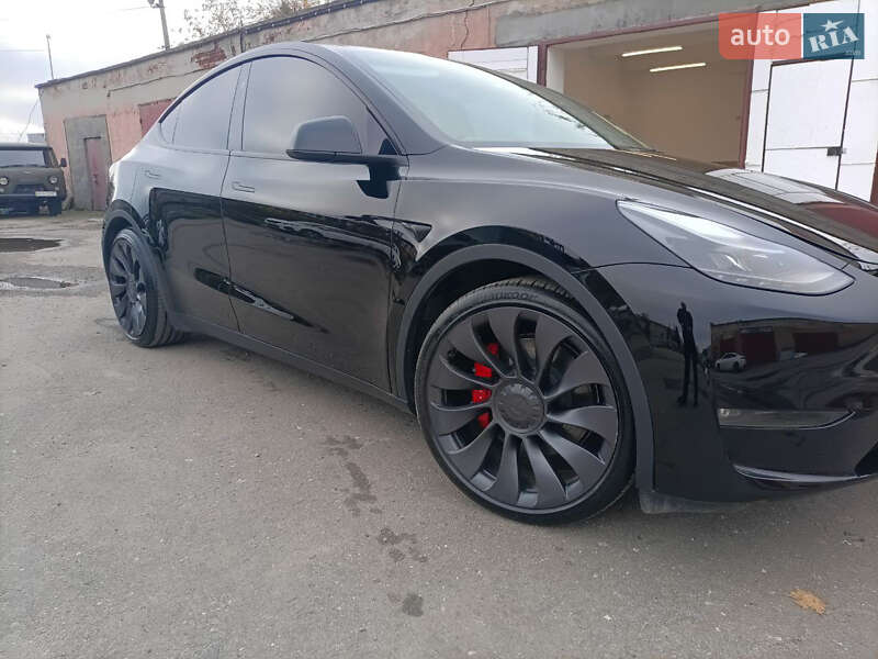 Tesla Model Y 2024 Tesla Model Y 2024