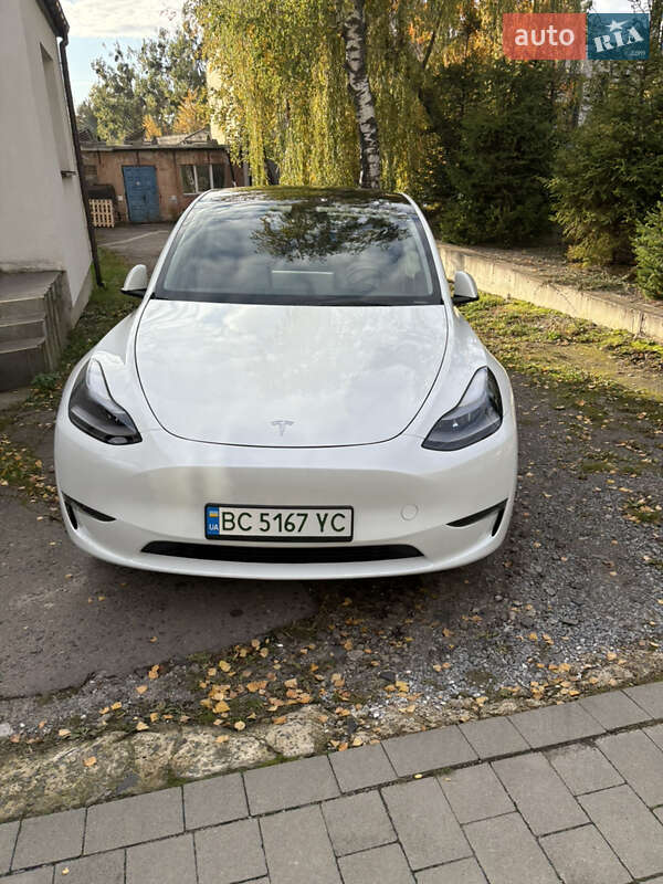 Позашляховик / Кросовер Tesla Model Y 2023 в Львові