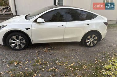 Позашляховик / Кросовер Tesla Model Y 2023 в 