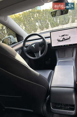 Позашляховик / Кросовер Tesla Model Y 2023 в 