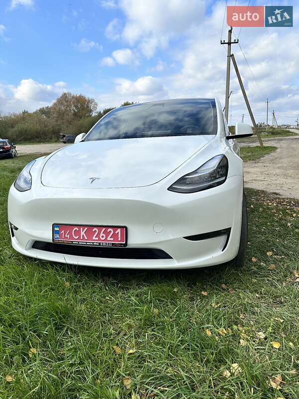 Позашляховик / Кросовер Tesla Model Y 2023 в Тернополі фото 14 Позашляховик / Кросовер Tesla Model Y 2023 в Тернополі