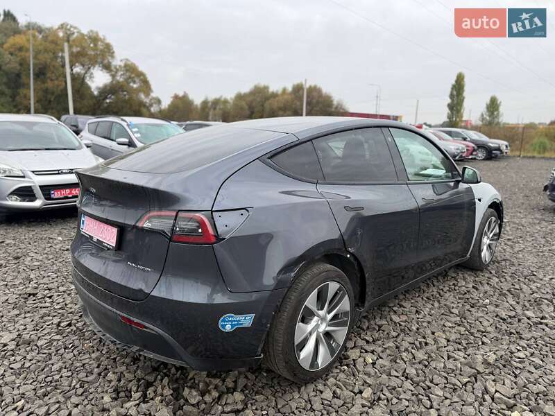Позашляховик / Кросовер Tesla Model Y 2021 в Луцьку фото 2 Позашляховик / Кросовер Tesla Model Y 2021 в Луцьку