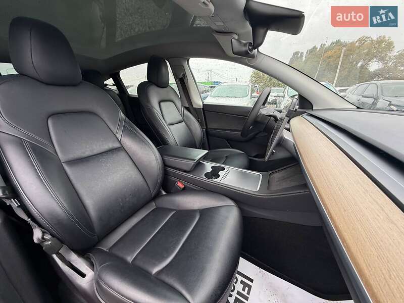 Позашляховик / Кросовер Tesla Model Y 2021 в Луцьку фото 10 Позашляховик / Кросовер Tesla Model Y 2021 в Луцьку