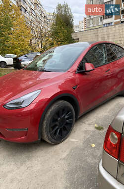 Внедорожник / Кроссовер Tesla Model Y 2023 в 