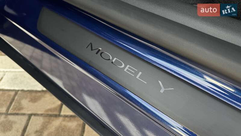 Внедорожник / Кроссовер Tesla Model Y 2024 в Чернигове