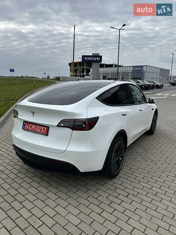 Внедорожник / Кроссовер Tesla Model Y 2024 в Львове фото 5 Внедорожник / Кроссовер Tesla Model Y 2024 в Львове