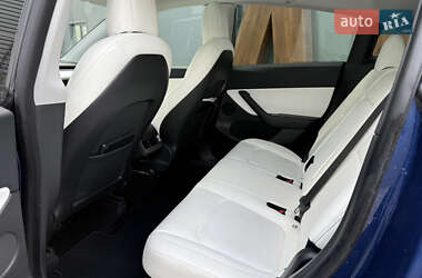 Внедорожник / Кроссовер Tesla Model Y 2021 в 