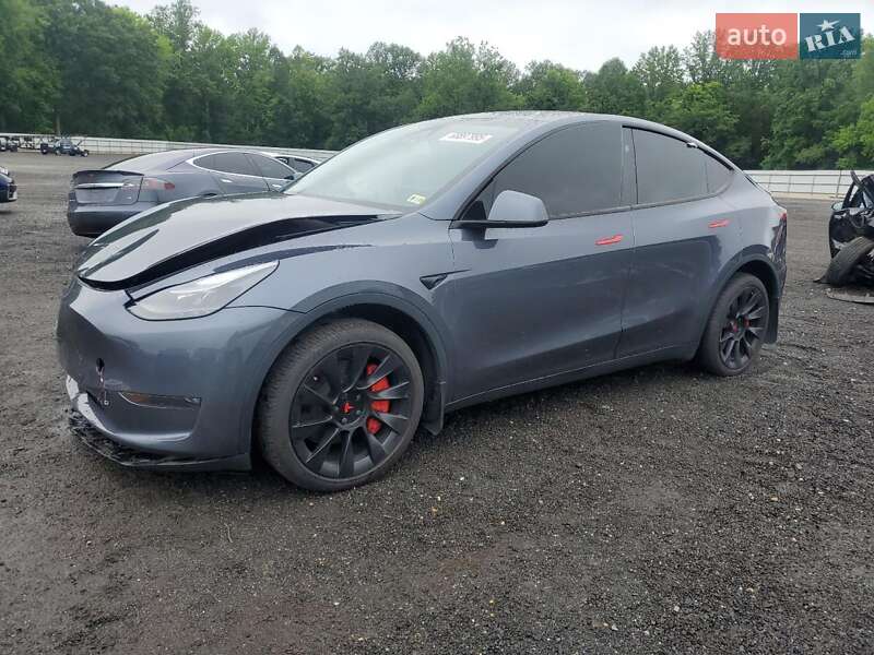 Tesla Model Y 2023