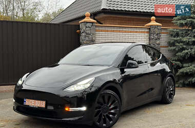 Внедорожник / Кроссовер Tesla Model Y 2023 в 