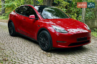 Tesla Model Y 2020