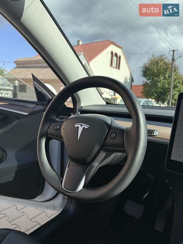 Внедорожник / Кроссовер Tesla Model Y 2024 в Новоселице фото 6 Внедорожник / Кроссовер Tesla Model Y 2024 в Новоселице