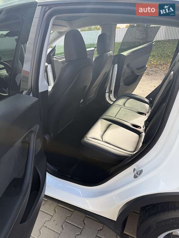 Внедорожник / Кроссовер Tesla Model Y 2024 в Новоселице фото 9 Внедорожник / Кроссовер Tesla Model Y 2024 в Новоселице
