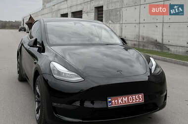 Внедорожник / Кроссовер Tesla Model Y 2024 в Киеве
