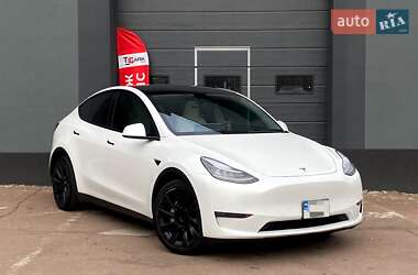 Tesla Model Y 2021