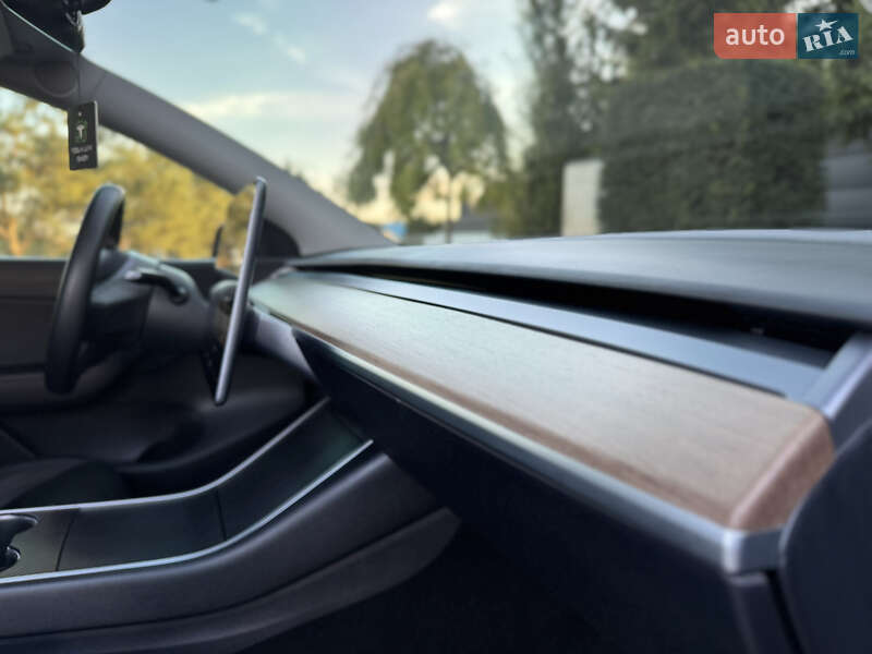 Позашляховик / Кросовер Tesla Model Y 2020 в Львові фото 36 Позашляховик / Кросовер Tesla Model Y 2020 в Львові